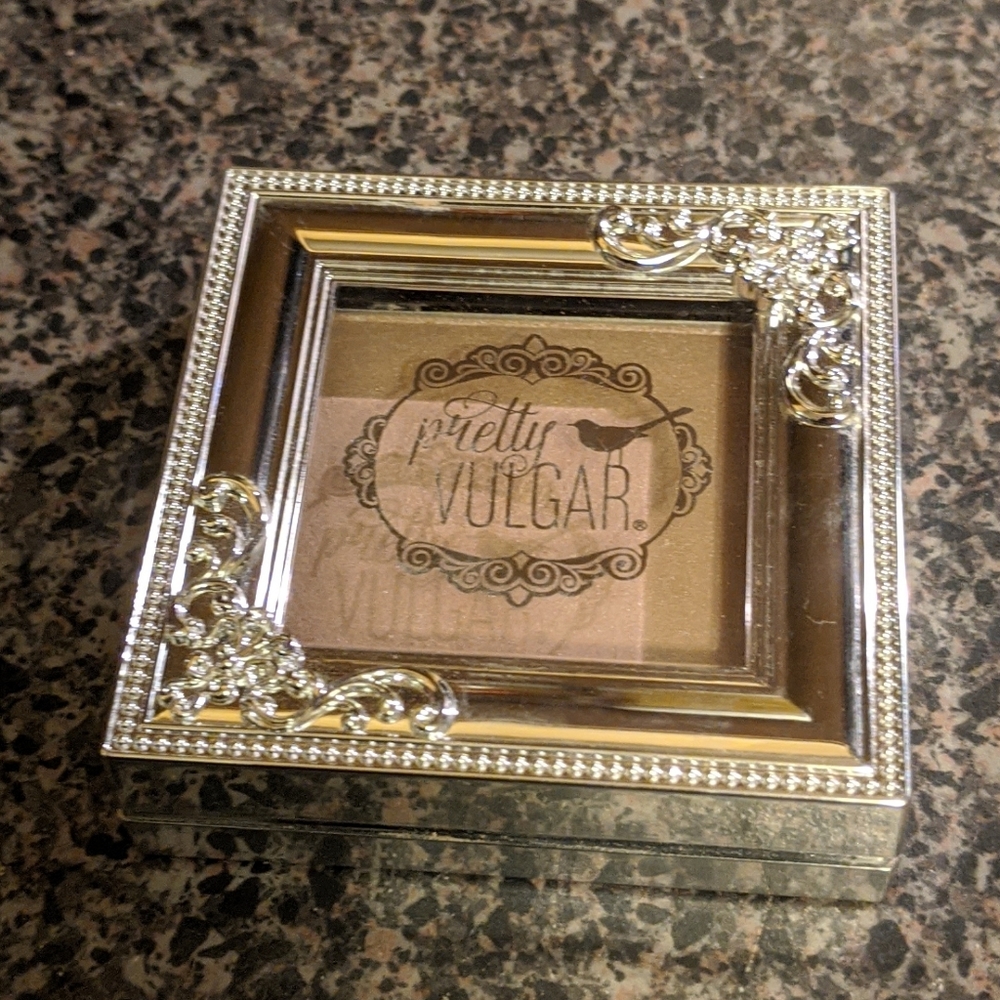 Pretty Vulgar Highlighter